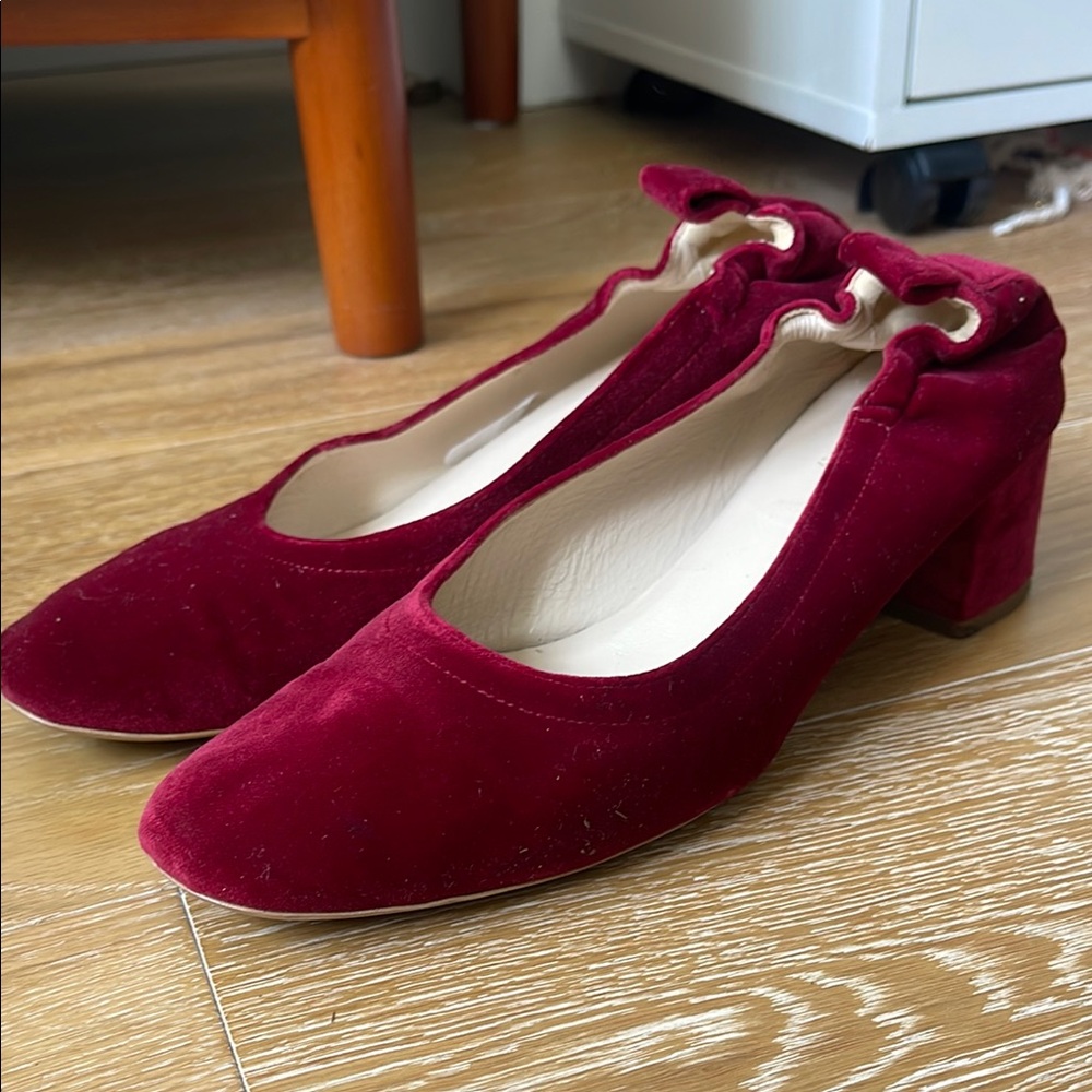Everlane velvet Red Maroon Day Heel - 8.5